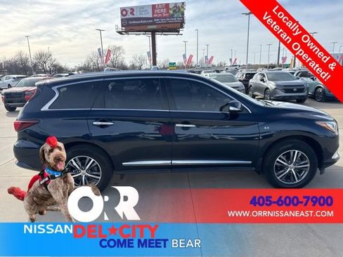 Used 2020 INFINITI QX60 Luxe w/ Essential Package image 6