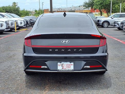 Used 2023 Hyundai Sonata SE FWD image 4