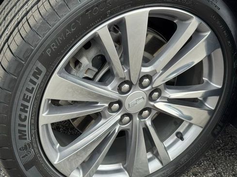 Certified 2023 Cadillac XT6 Premium Luxury image 12