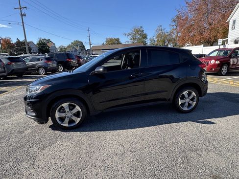 Used 2019 Honda HR-V LX image 12