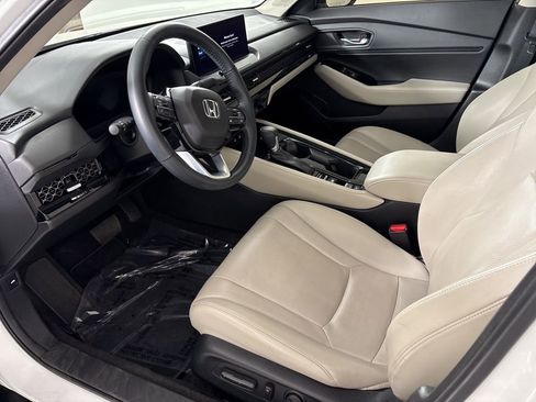 Used 2024 Honda Accord Touring image 23