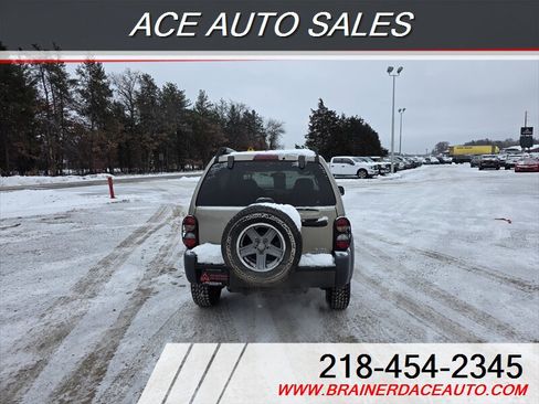 Used 2005 Jeep Liberty Renegade w/ Luxury Group image 6