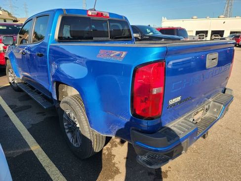 Used 2022 Chevrolet Colorado Z71 AWD/4WD image 4