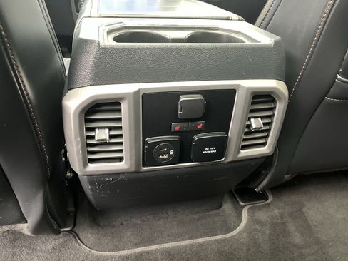 Certified 2022 Ford F250 Platinum image 15