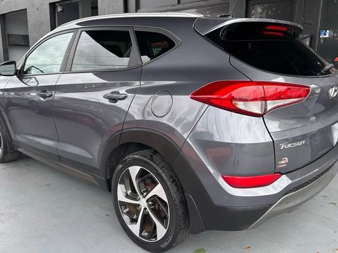 Used 2016 Hyundai Tucson Sport image 2