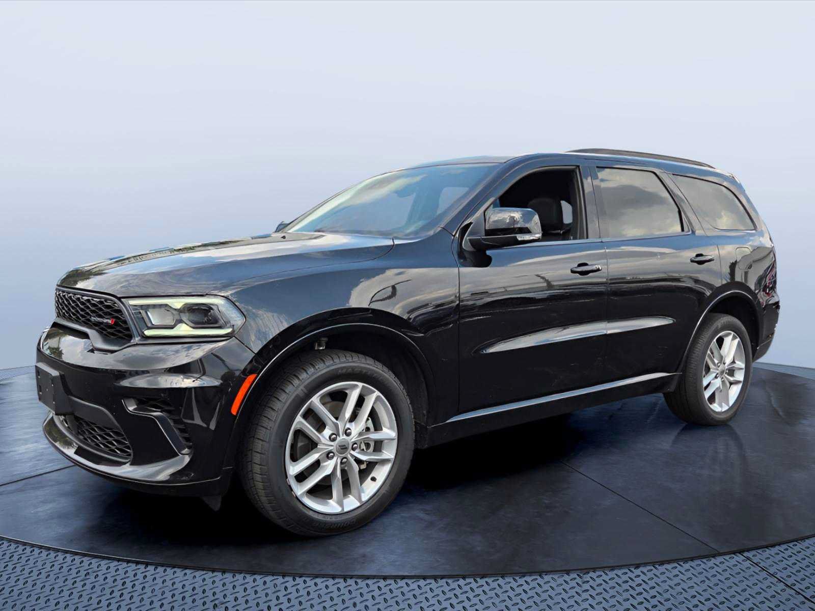 Used 2024 Dodge Durango GT AWD/4WD image 2