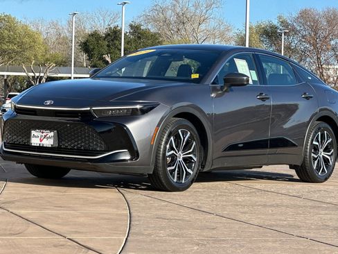 Certified 2024 Toyota Crown Limited image 10