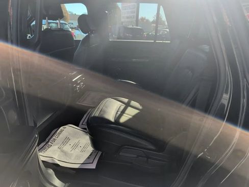 Used 2019 Ford Expedition Max Limited AWD/4WD image 29