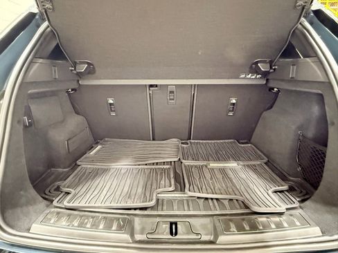 Used 2025 Land Rover Range Rover Evoque S image 36