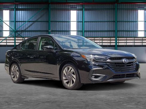 Used 2025 Subaru Legacy Limited AWD/4WD image 6
