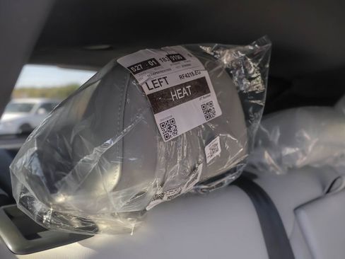 New 2025 Volkswagen ID.4 Pro S Plus image 36