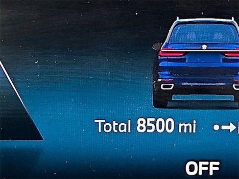 Used 2025 BMW X7 xDrive40i w/ Executive Package image 23