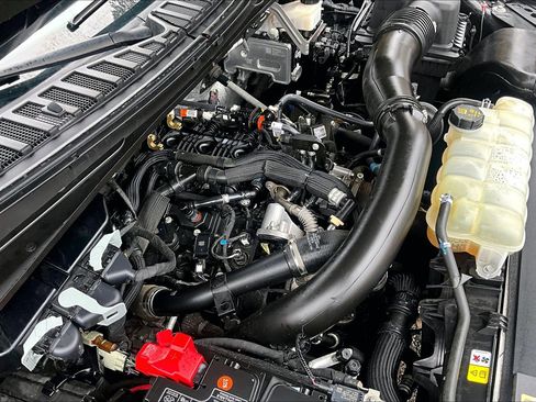 Certified 2022 Ford Expedition Platinum image 33