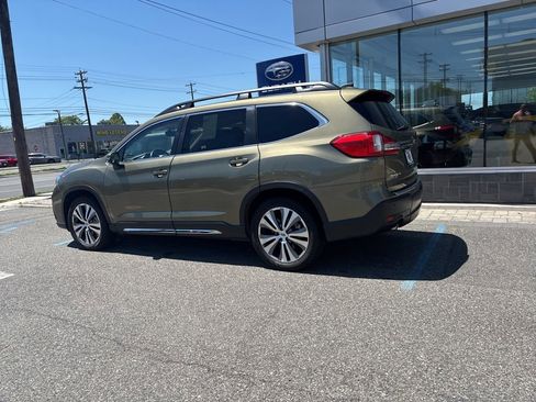Used 2022 Subaru Ascent Limited w/ Technology Package AWD/4WD image 12