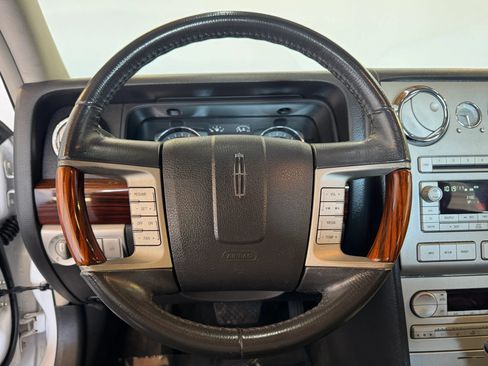 Used 2007 Lincoln MKZ FWD image 15