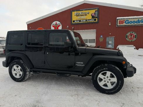 Used 2014 Jeep Wrangler Unlimited Sport w/ Quick Order Package 24S image 2