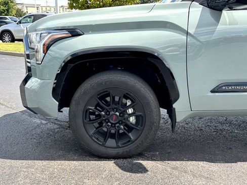 Used 2024 Toyota Tundra Platinum w/ TRD Off-Road Package AWD/4WD image 9