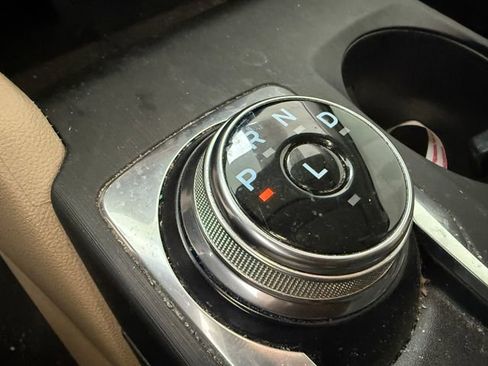 Used 2021 Ford Escape SEL image 15