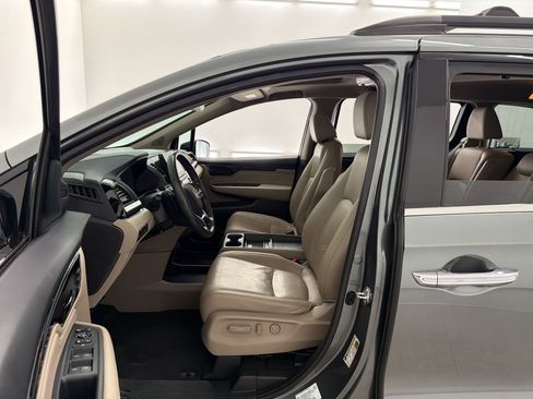 Used 2018 Honda Odyssey Elite image 5