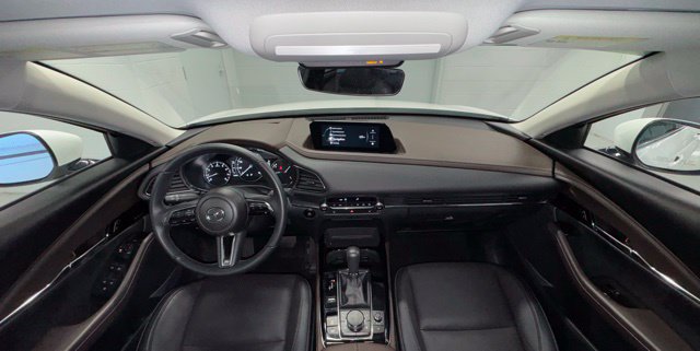 Used 2025 MAZDA CX-30 AWD 2.5 S w/ Premium Package image 16