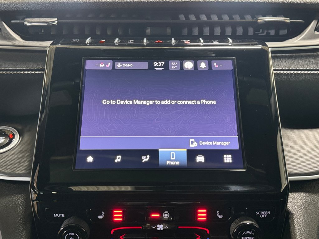 Used 2024 Jeep Grand Cherokee Altitude AWD/4WD image 19