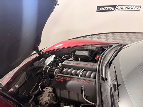 Used 2007 Chevrolet Corvette Convertible w/ Preferred Equipment Group RWD image 12