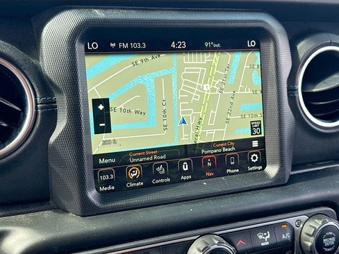 Used 2023 Jeep Wrangler Unlimited Rubicon 4xe w/ Safety Group AWD/4WD image 14