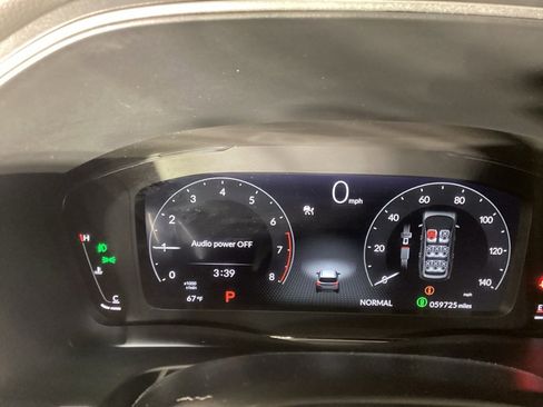 Used 2023 Honda Pilot Elite image 13