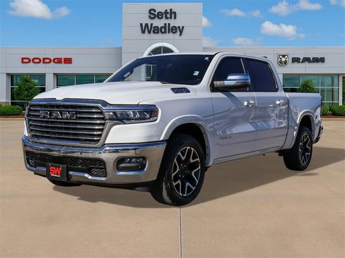 Used 2025 RAM 1500 Laramie image 3