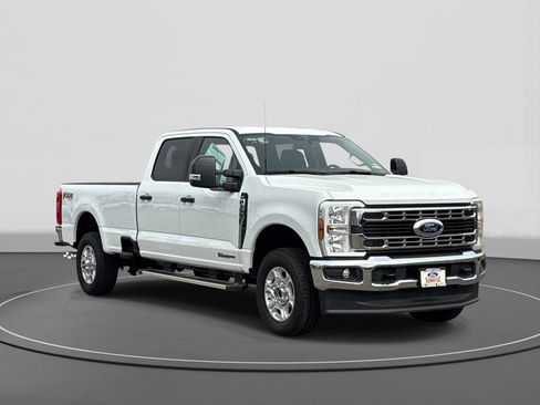 New 2026 Ford F350 XLT w/ FX4 Off-Road Package image 4