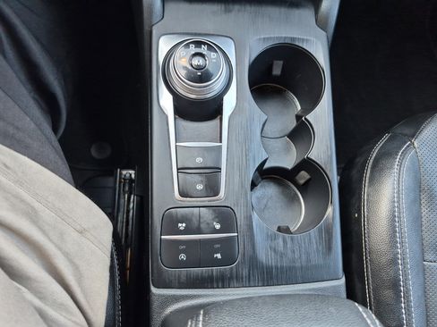 Used 2020 Ford Escape Titanium w/ Titanium Premium Package 2.0 image 31