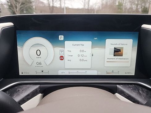 Used 2025 Genesis G90 3.5T image 11