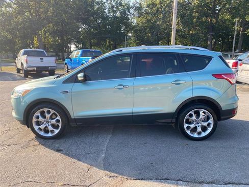 Used 2013 Ford Escape Titanium w/ Parking Technology Pkg AWD/4WD image 2
