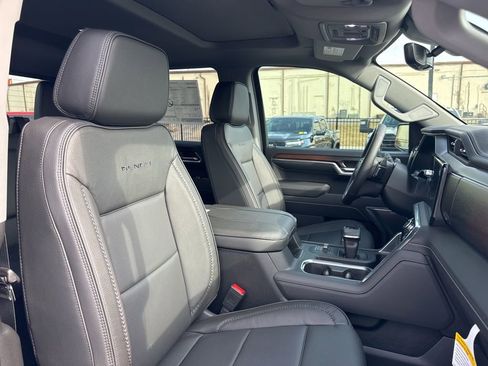 New 2026 GMC Sierra 1500 Denali image 23