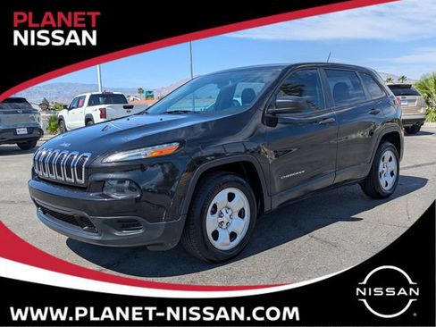 Used 2016 Jeep Cherokee Sport FWD image 1