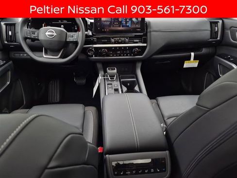 New 2026 Nissan Pathfinder SL w/ SL Premium Package FWD image 15