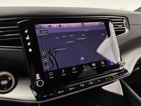 Used 2025 Jeep Wagoneer Series II w/ 8-Passenger Seating Package image 4