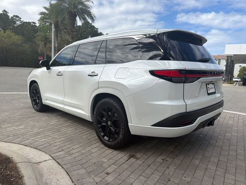 Used 2024 Lexus TX 350 AWD w/ Captains Chair Package image 5