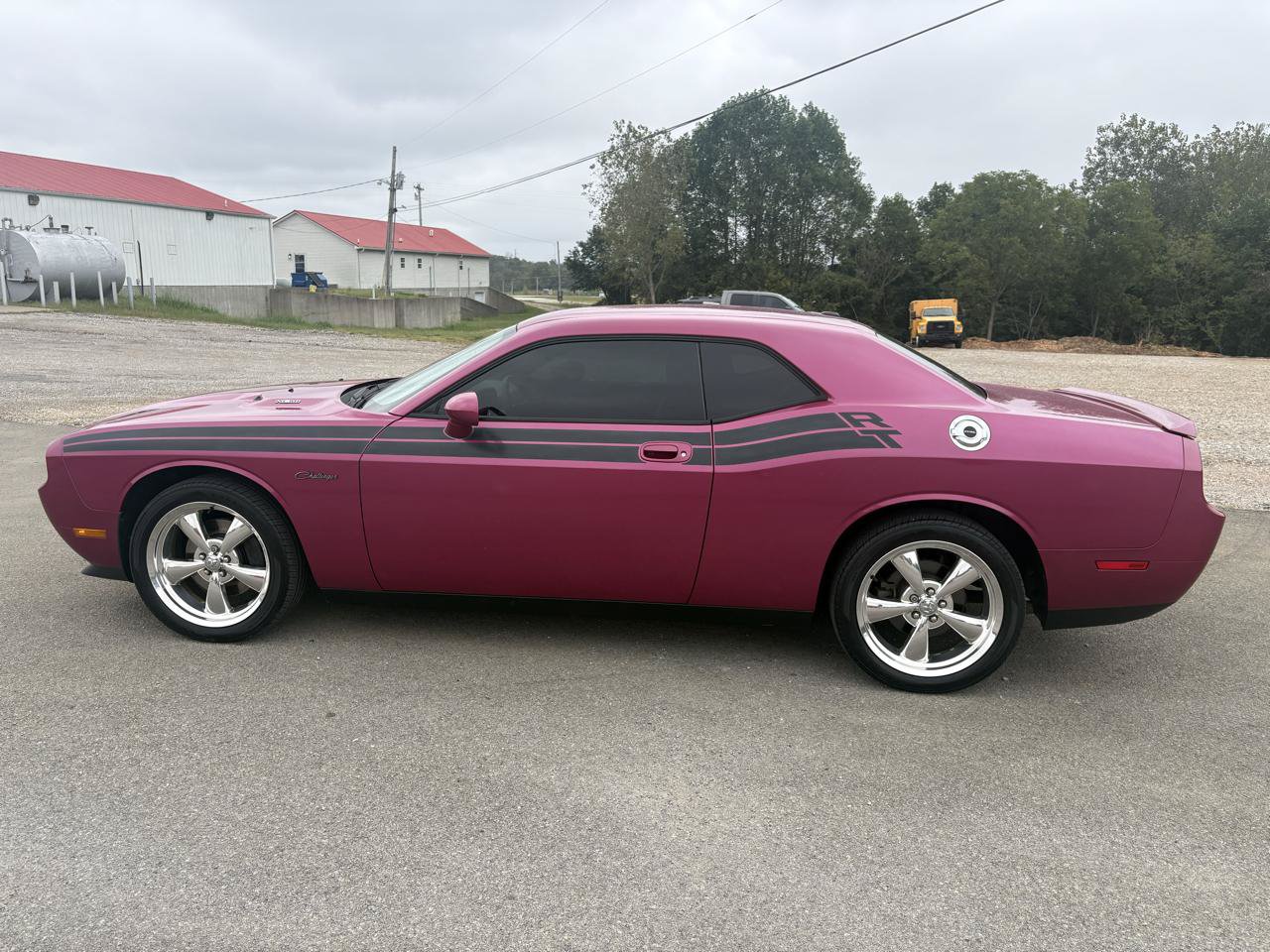 Used 2010 Dodge Challenger R/T RWD image 6