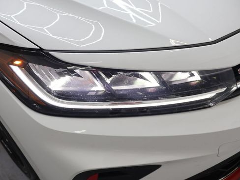 Used 2025 Volkswagen Jetta GLI Autobahn FWD image 26