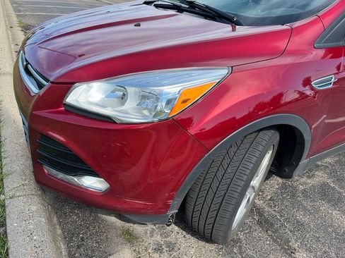 Used 2014 Ford Escape Titanium FWD image 2
