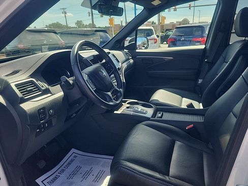 Used 2023 Honda Passport EX-L image 14