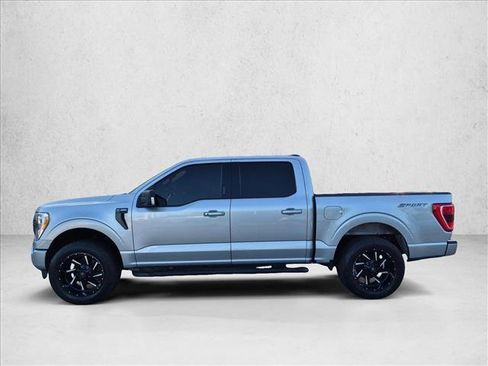 Used 2021 Ford F150 XLT w/ Equipment Group 302A High RWD image 9