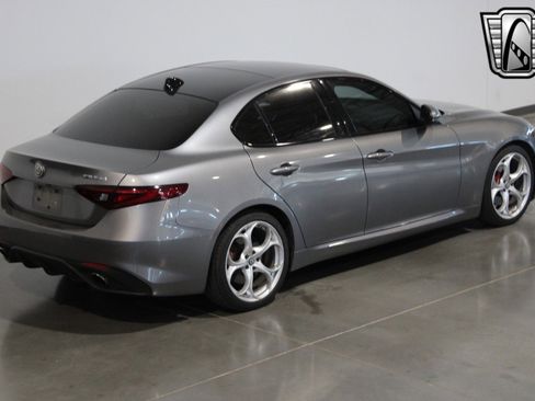 Used 2020 Alfa Romeo Giulia Ti Sport image 10