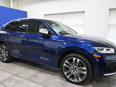 Used 2020 Audi SQ5 Prestige w/ Prestige Package image 5