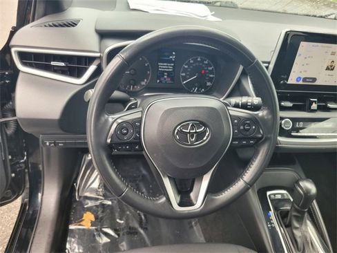Used 2023 Toyota Corolla SE image 30