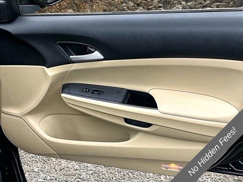 Used 2011 Honda Accord LX image 19