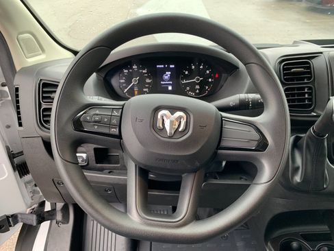 Used 2025 RAM ProMaster 2500 w/ Storage Group image 26