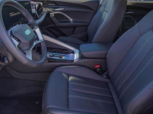 New 2025 Audi Q5 Premium Plus image 8