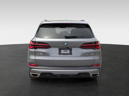Used 2025 BMW X5 xDrive40i AWD/4WD image 8